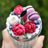 Вкусные баночки зефир, макароны и малина