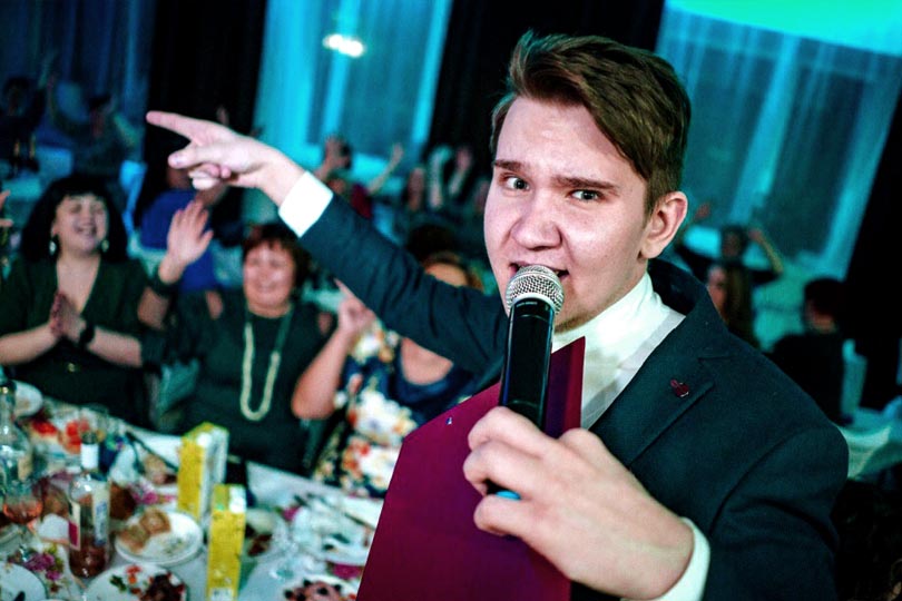 Тамада Денис Гнусин монолог о счастье на свадьбе 