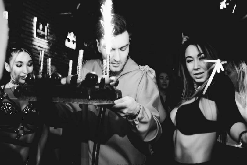 Ведущий новогодних корпоративов, банкетов, праздников Рымарь Андрей