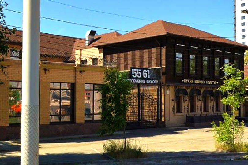 Здание бара 5561