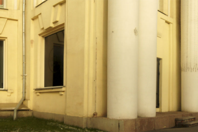 Вход в караоке бар Клокс фото 3