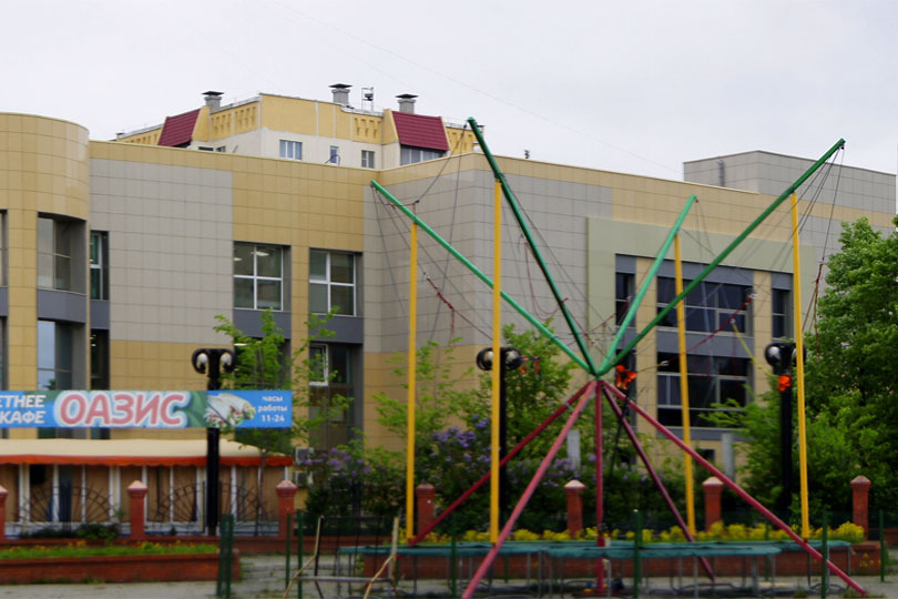 Ресторан Малибу вид с Комсомольского проспекта фото 2