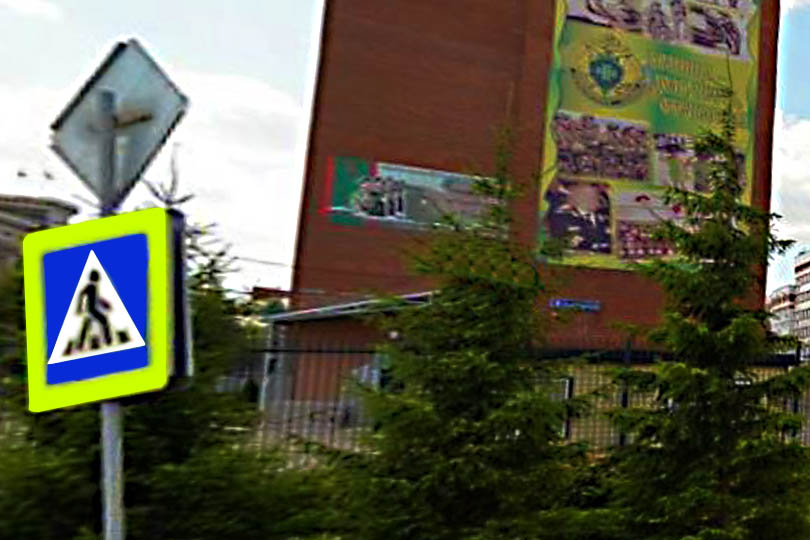 Дорога возле ресторана Ред Вельвет