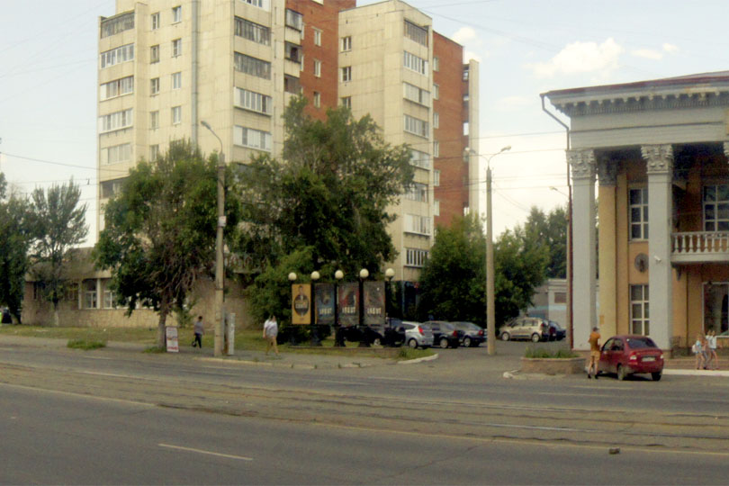 Здесь теперь расположился ресторан Ретро рис. 1